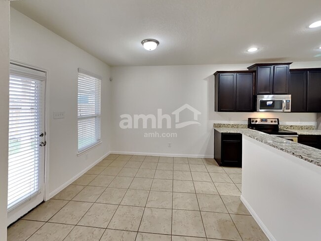 Photo - 6731 Luckey Path