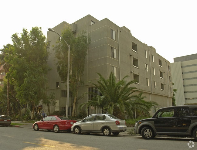 Franklin Place - Franklin Place