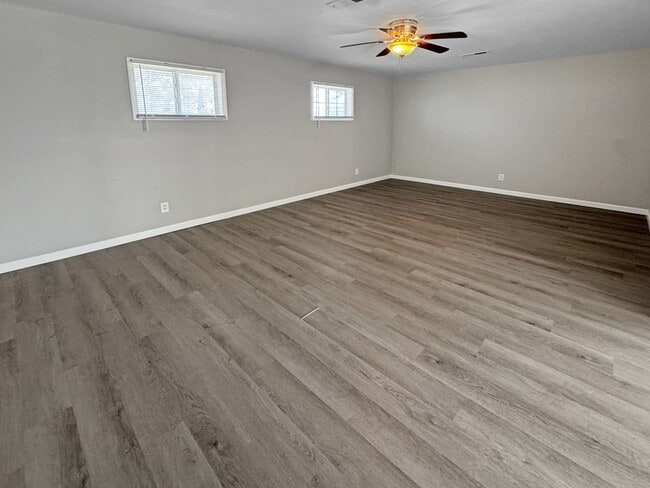 Photo - 1707 Buena Vista Cir SE