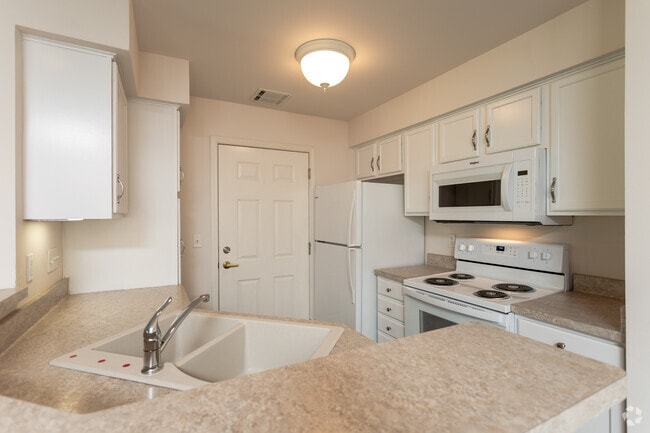 2BR, 2BA - Lower - A