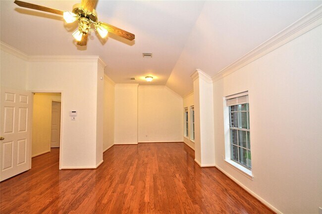 Photo - 17315 Marigold Dr