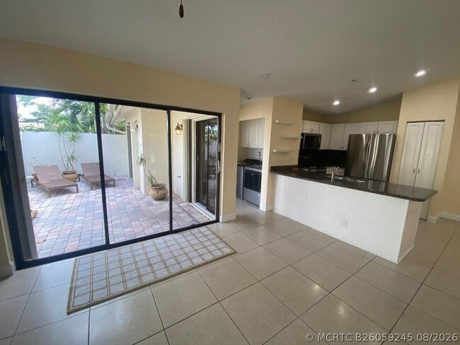 Photo - 3090 S Oakland Forest Dr
