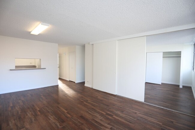 Photo - Lakeview Gardens Condo