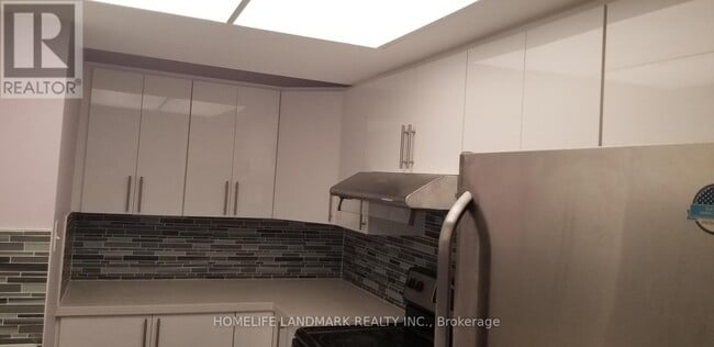 Photo - 1470 Midland Ave Unit 708