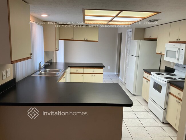 Photo - 3815 Scovill Ln