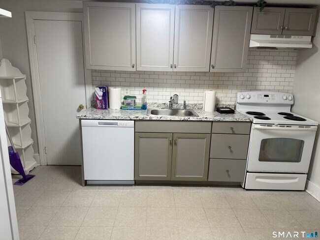 Photo - 57 New St Unidad 3