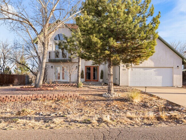 275 W Baldwyn Dr