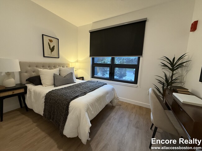 Building Photo - 199 Gardner St Unit 417