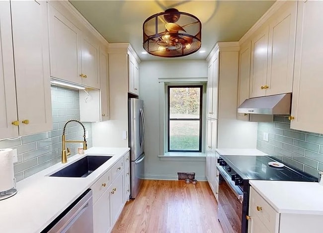 Photo - 3101 E 91st St