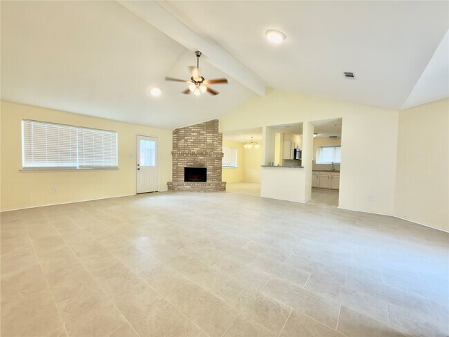 2607 Olympus Dr