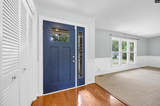 Photo - 101 Stuart Ln