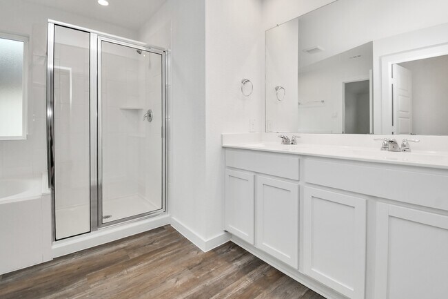 Photo - 1123 Briscoe Ct