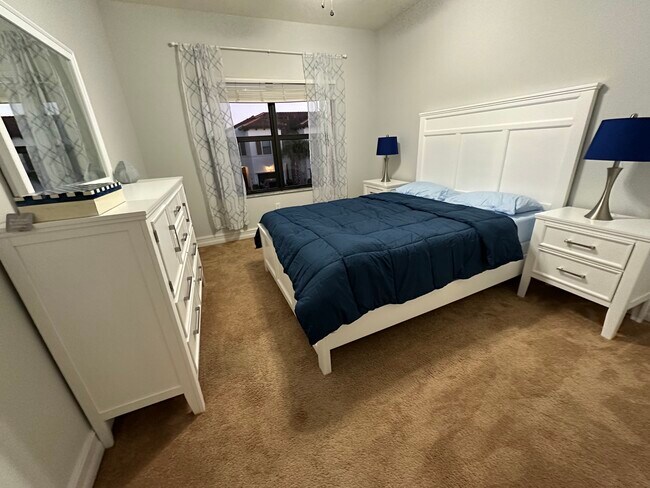 Segundo dormitorio - 9451 Sardinia Way