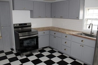 Photo - 25-27-27 Ferris Ave Unit 2