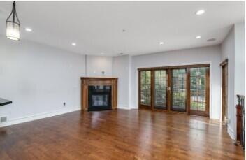 Photo - 934 W Huron St
