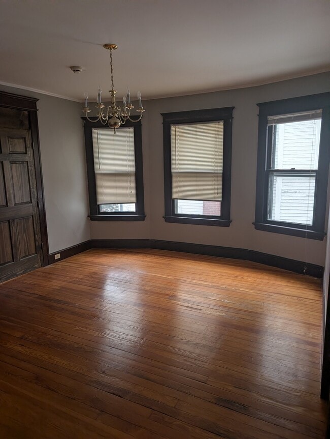 Photo - 168 Minerva St Unit 2