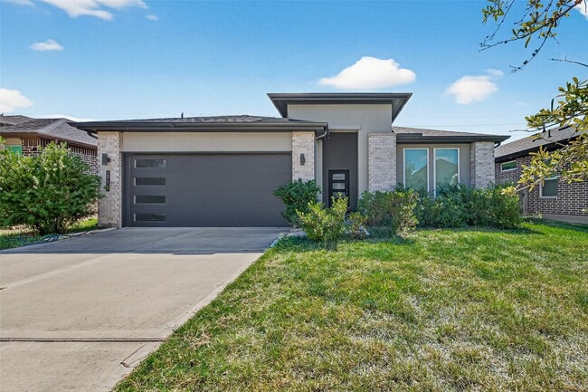 Photo - 28611 Hannahs Harbor Ln