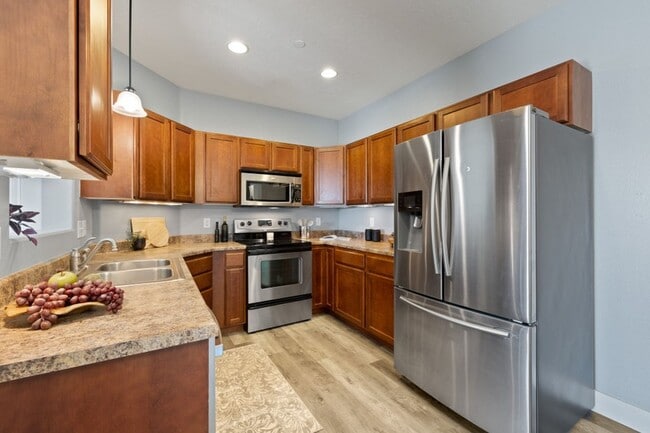Photo - 114 W Spring Hill Way