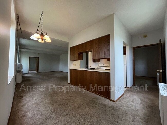 Photo - 1011 K St
