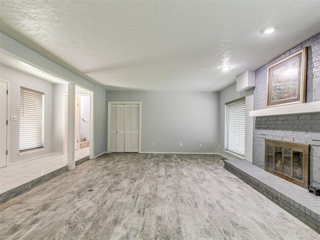 Photo - 3405 Woodsboro Dr