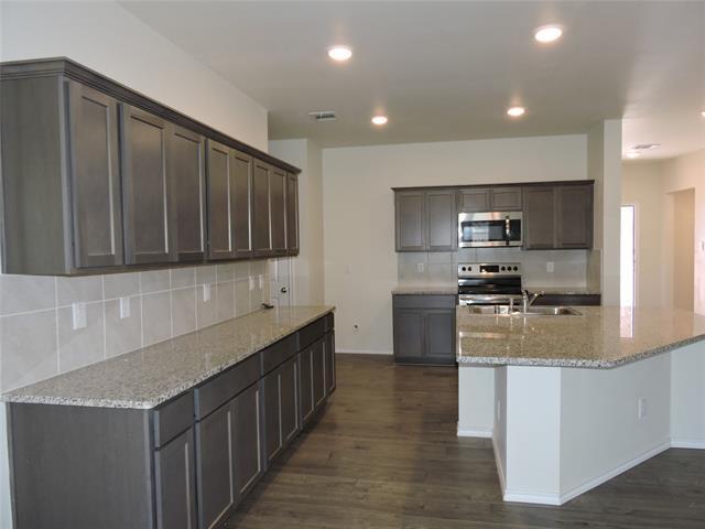 Photo - 305 Silo Cir