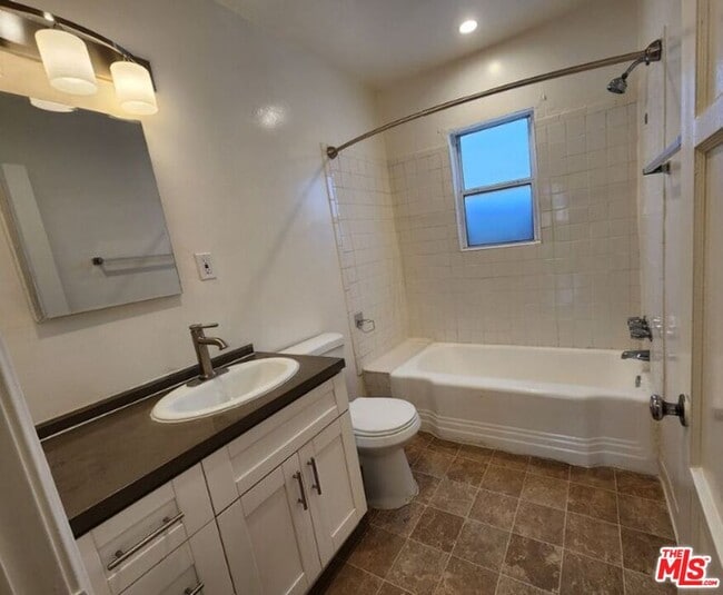 Photo - 12219 Ocean Park Blvd Unit 12223