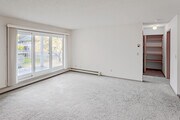 2BR, 2BA - 1368 SF