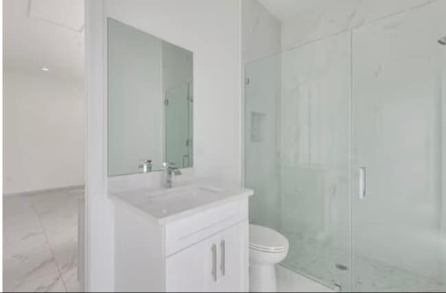 Photo - 905 Wabasso Ct