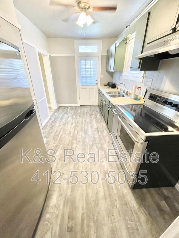 Photo - 2621 Milburn St