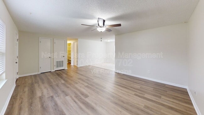 Photo - 104 Dolphin Blvd E