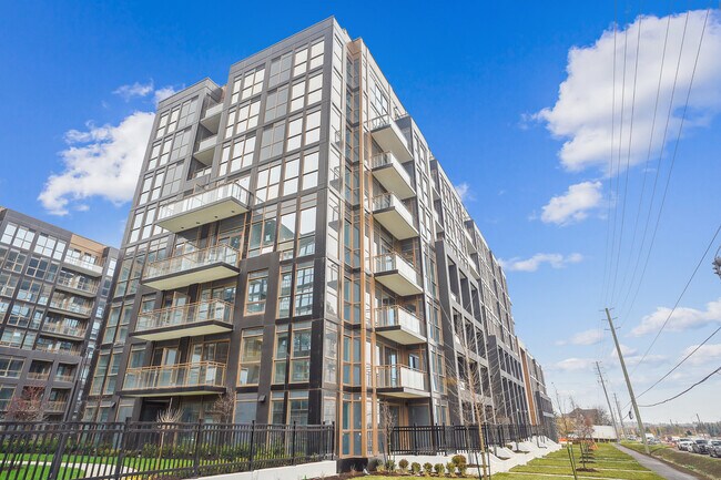 Photo - 2333 Khalsa Gate