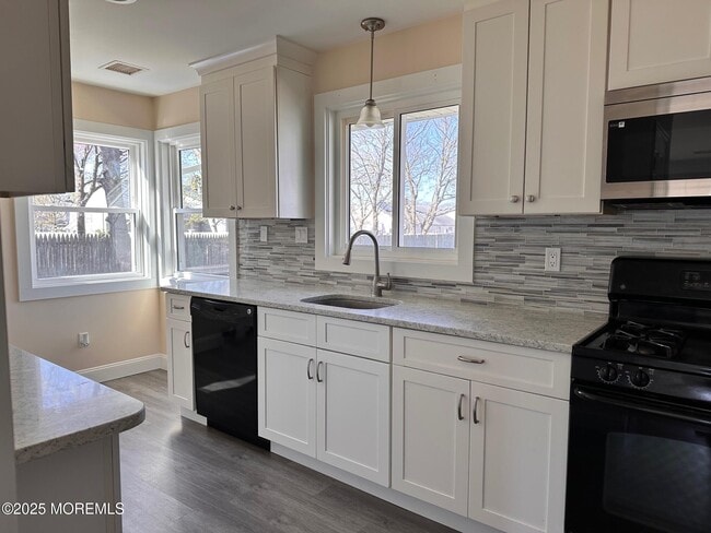 Photo - 204 Dickinson Ave