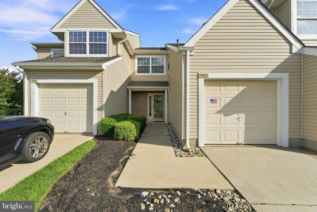 Photo - 1902 Doral Dr