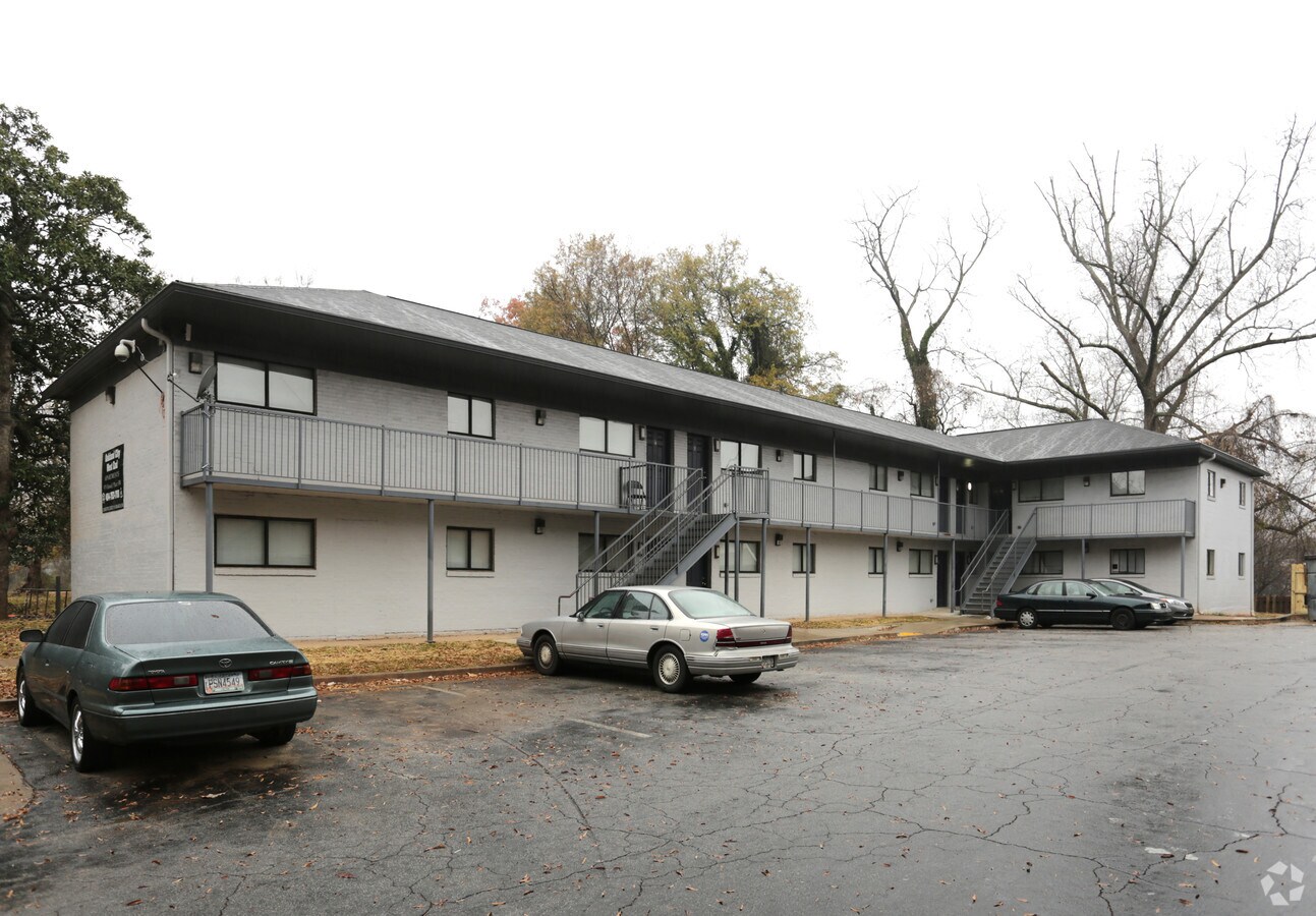 Oakland City West End - Oakland City West End Apartments