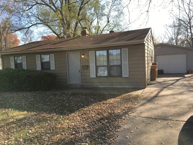 Building Photo - 1410 E Pitman Ave