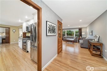 Photo - 3505 Holiday Dr SE