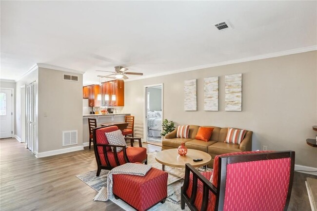 Photo - 1802 Cumberland Valley Pl SE