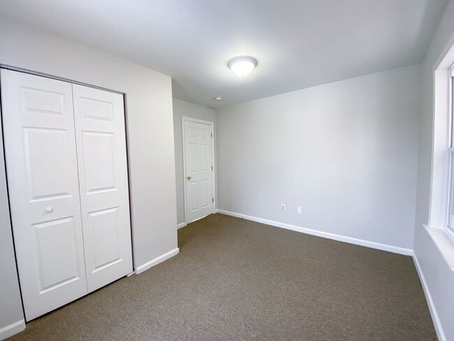 Photo - Gorgeous single-family home near Hartford Hospital