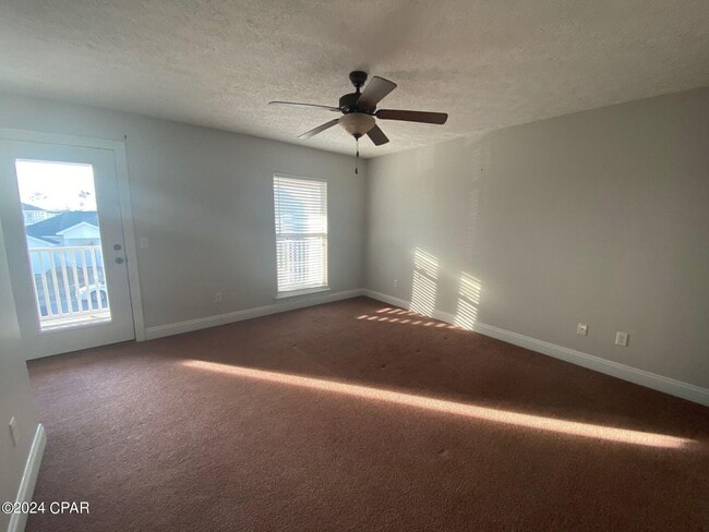 Photo - 2646 Avondale Ct