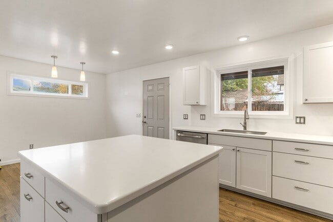 Photo - 3 Bedroom, 2 Bathroom Home with Full Finished Basement