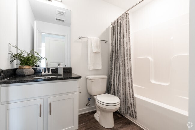 2BR, 2BA