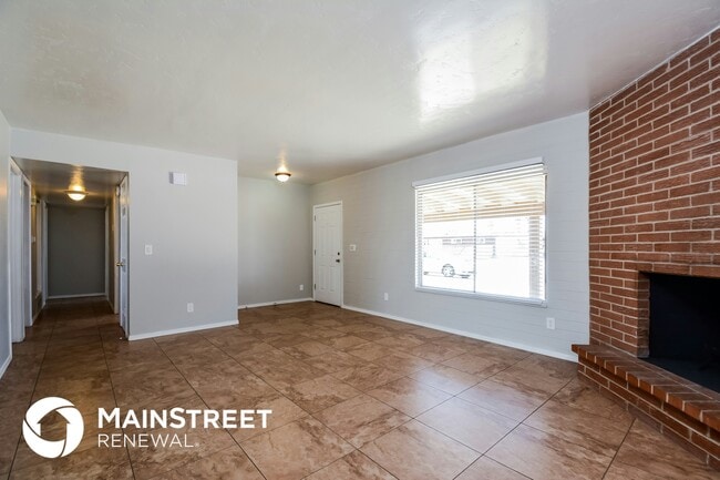 Photo - 7627 E 42nd St