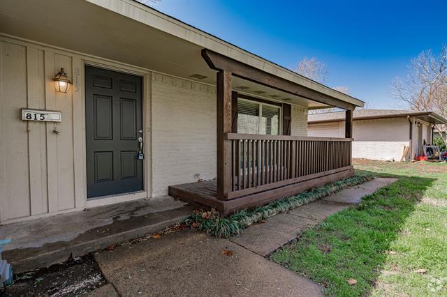 Building Photo - 815 Kingswood Ave Rental