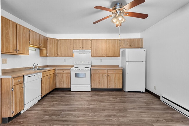 Woodfield Circle Apartments