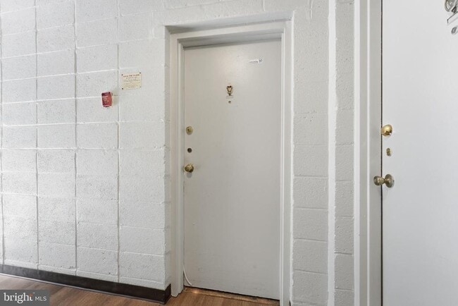 Photo - 5406 85th Ave Unidad 101