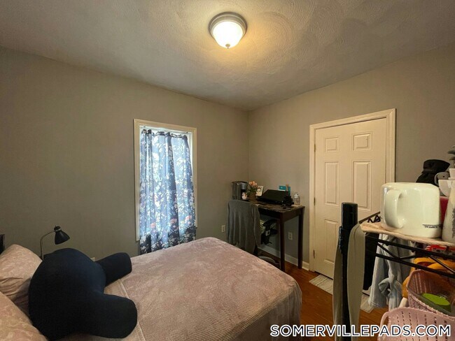 Photo - 48 Derby St Unit 1