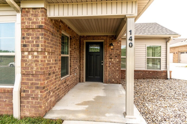 Photo - 140 Garden Gate Dr