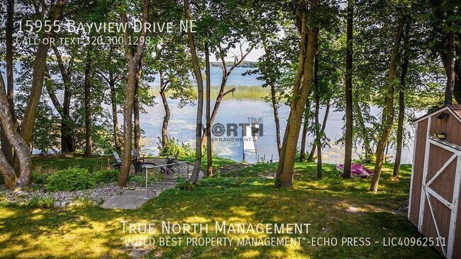Photo - 15955 Bayview Dr NE