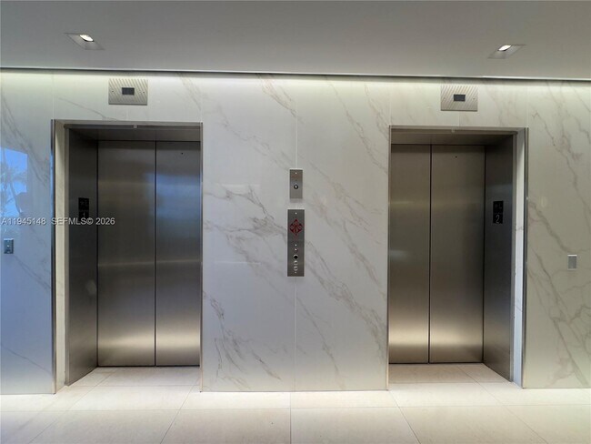 Photo - 540 Brickell Key Dr Unit 1201