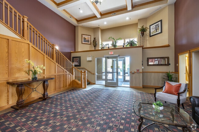 Lobby - Lakeville Woods